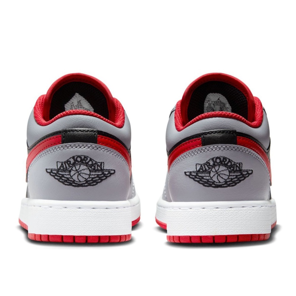 Nike Black and Red Athletic Shoes - Picture 2 of 9